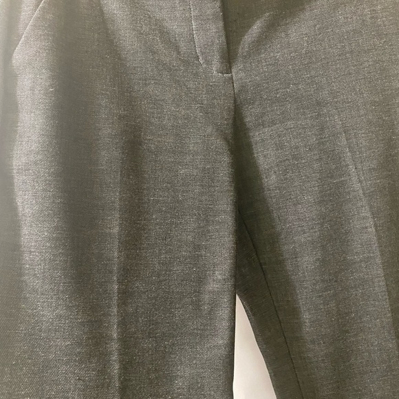 Express columnist dress pants, in great condition. Smoke free home. - Picture 4 of 4